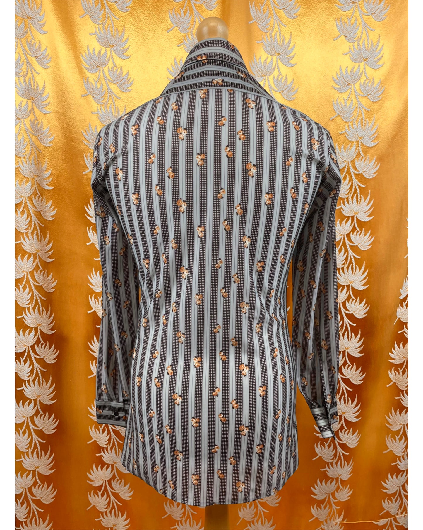 Vintage 1970’s Brown Floral Dagger Collar Shirt