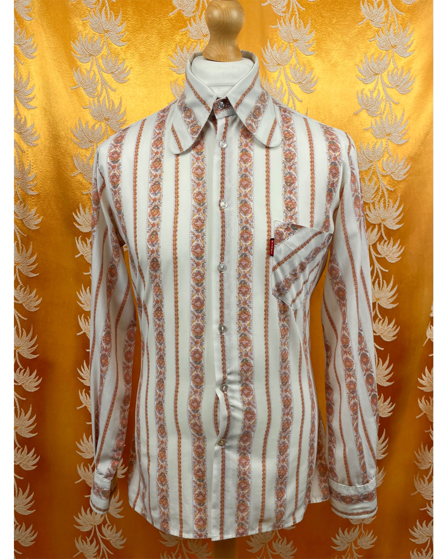 Vintage 1960’s 1970’s Beagle Collar Psychedelic Shirt