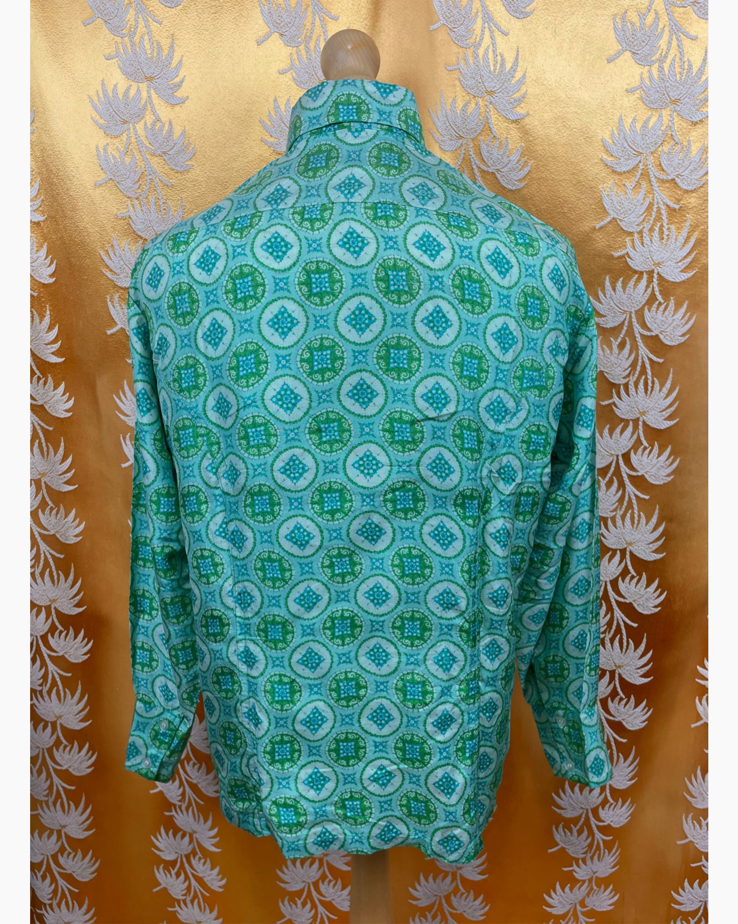 Vintage 1960’s 1970’s Green Pure Silk Psychedelic Mod Shirt by Star of Siam