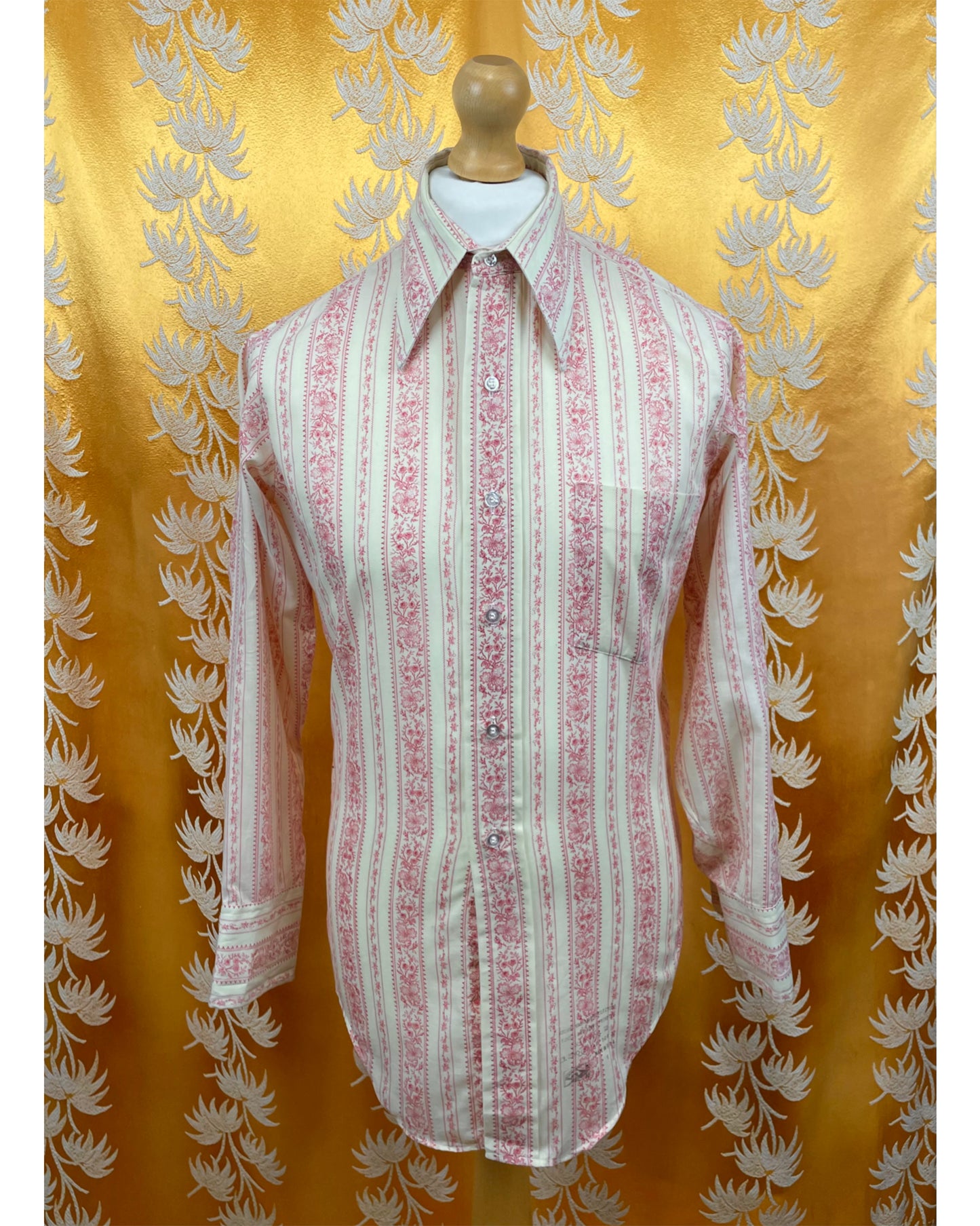Vintage 1960’s 1970’s Floral Vintage Dagger Collar Shirt by Arrow