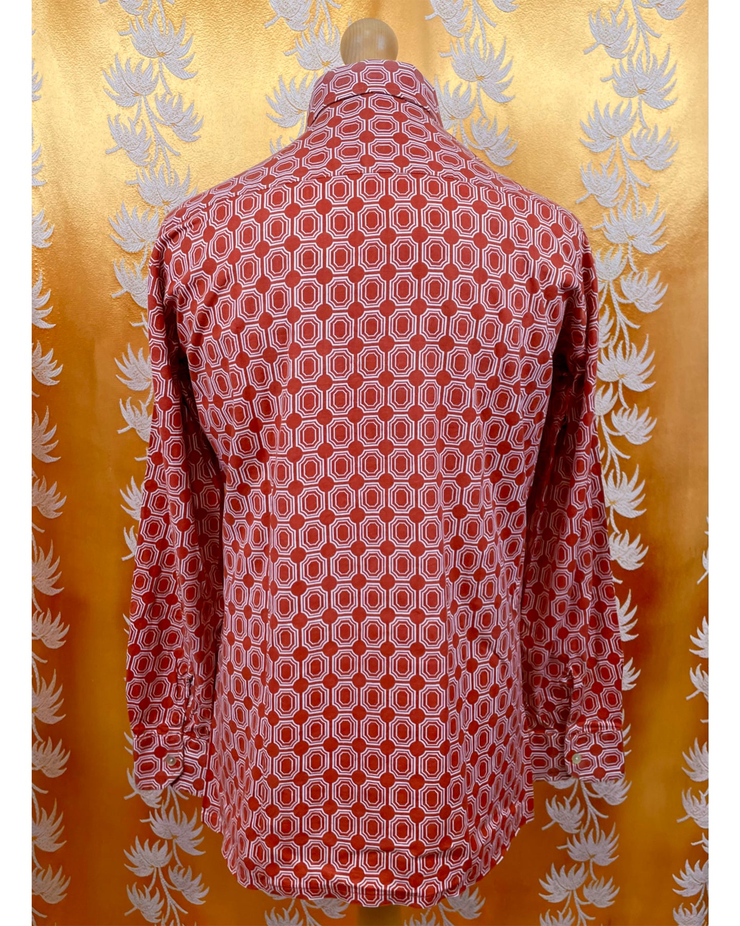 Vintage 1960’s 1970’s Dagger Collar Red Patterned Shirt