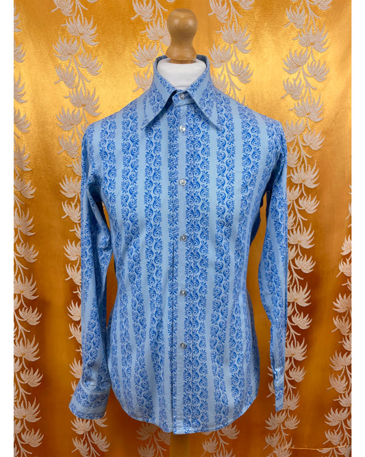 Vintage 1960’s 1970’ Blue Psychedelic Dagger Collar Shirt