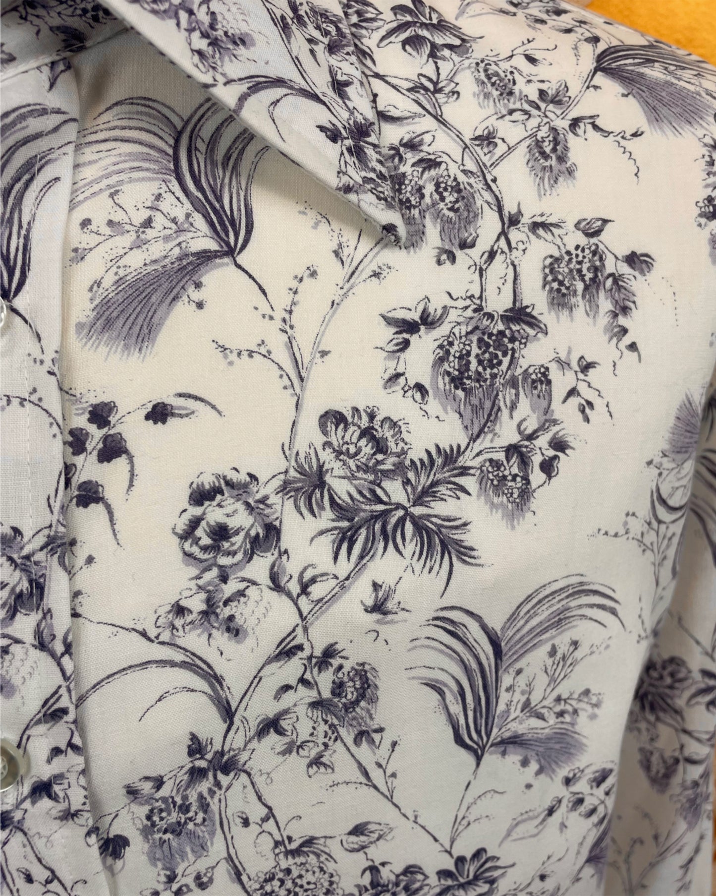 Vintage 1960’s 1970’s Dagger Collar Floral Shirt by Jaytex