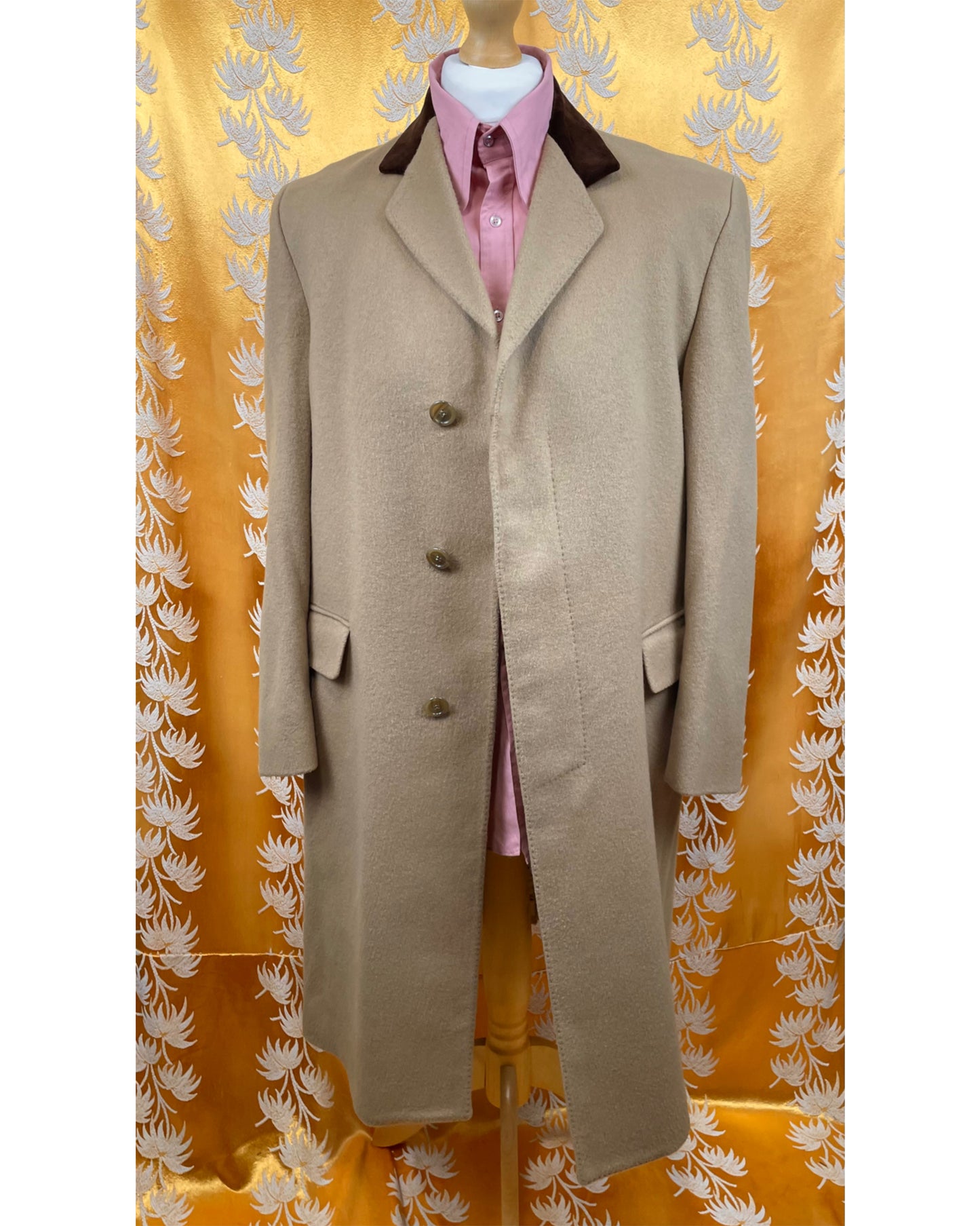 Stunning 1960’s 100% Cashmere Jacket by Lyn Oakes