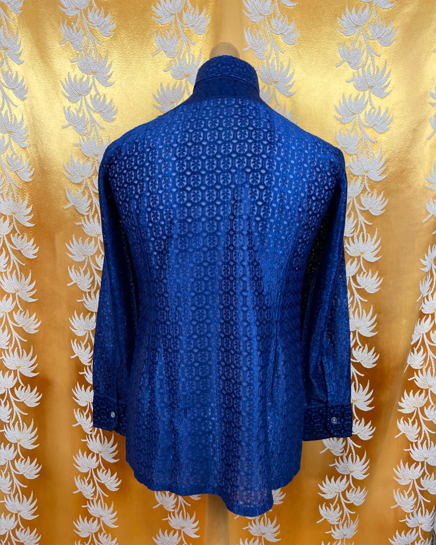 Vintage 1960’s 1970’s Blue Beagle Collar Psychedelic Shirt