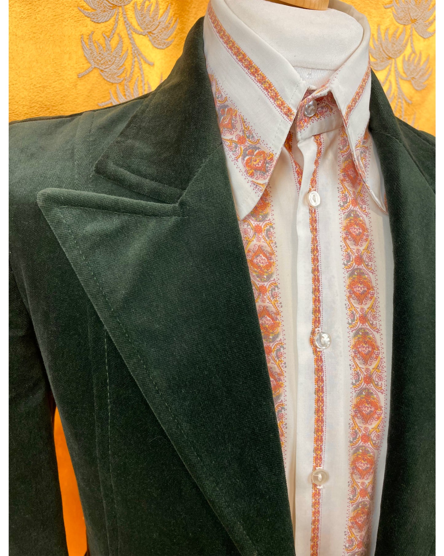 Vintage 1960’s 1970’s Green Velvet Blazer by Kleiderwerk