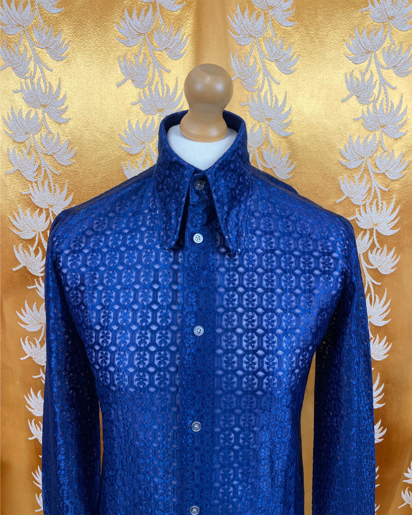 Vintage 1960’s 1970’s Blue Beagle Collar Psychedelic Shirt