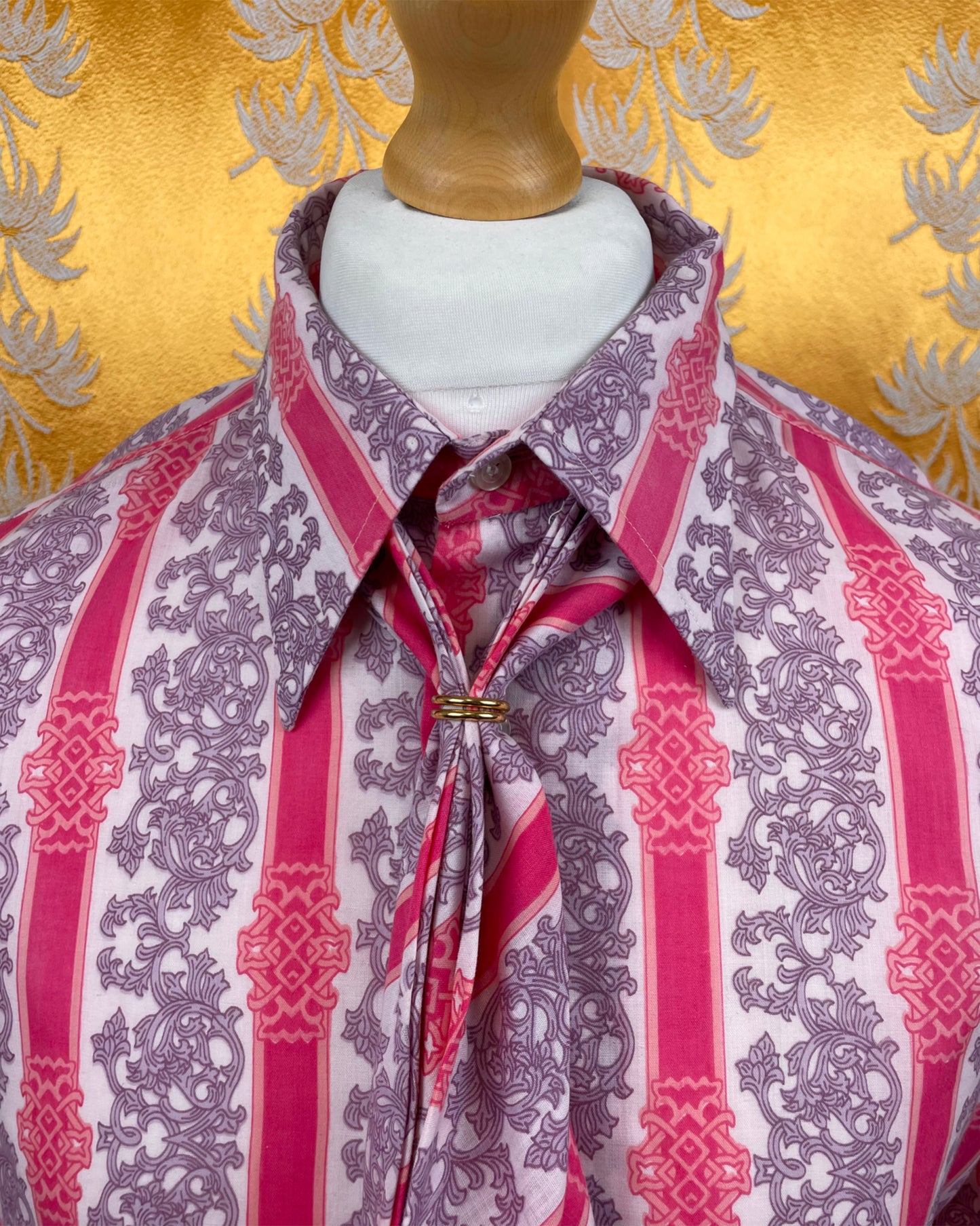 Vintage 1960’s 1970’s Pink Pattern Psychedelic Mod Shirt with Necktie by Winfield