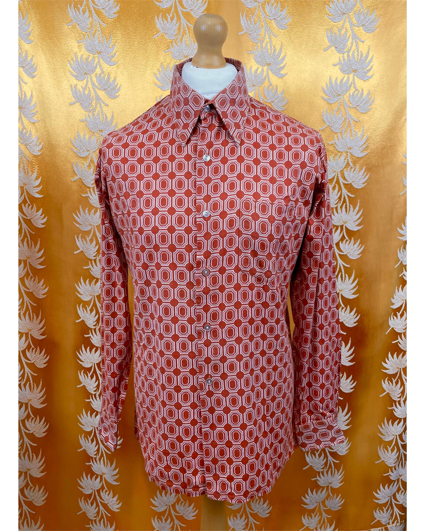 Vintage 1960’s 1970’s Dagger Collar Red Patterned Shirt
