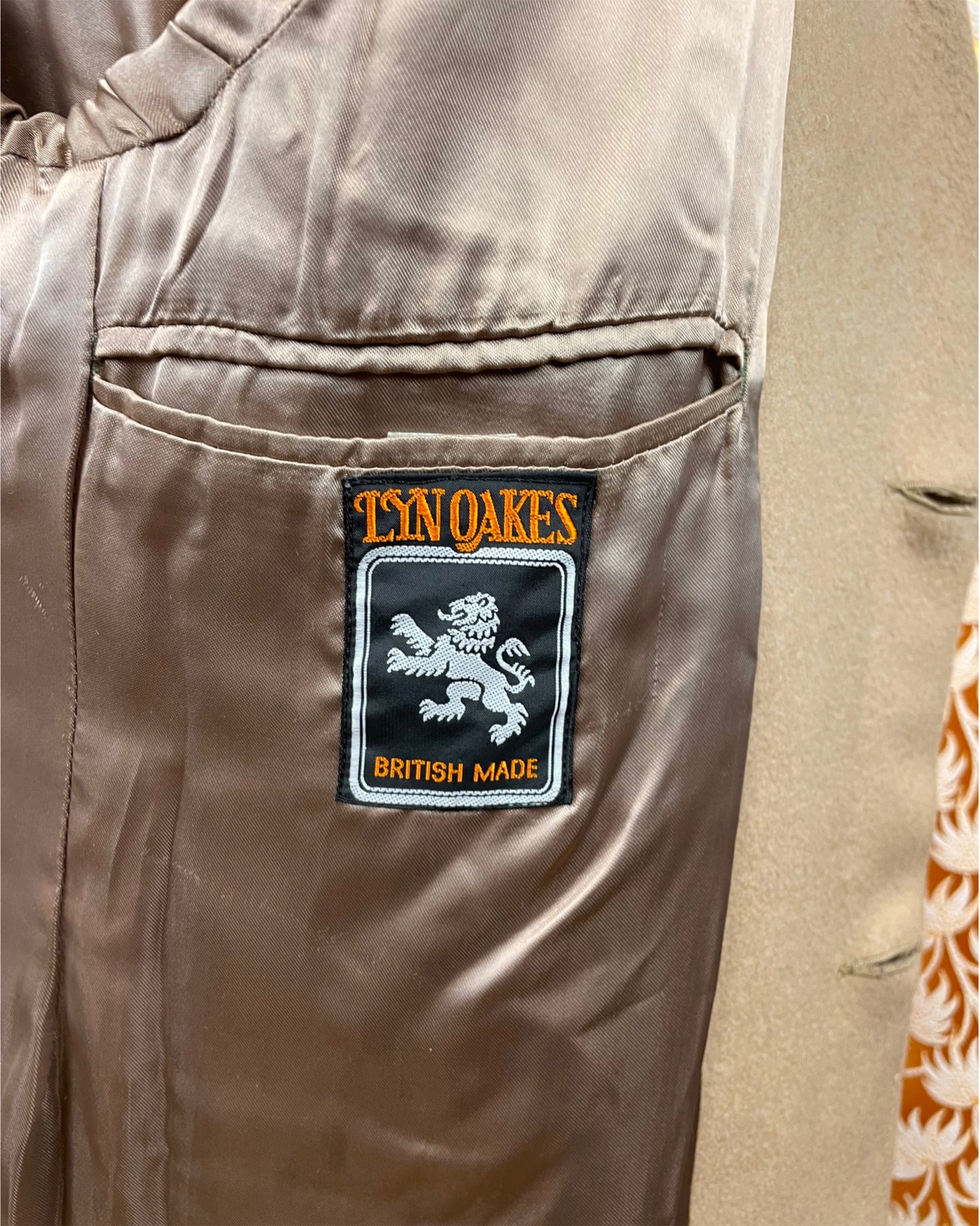 Stunning 1960’s 100% Cashmere Jacket by Lyn Oakes