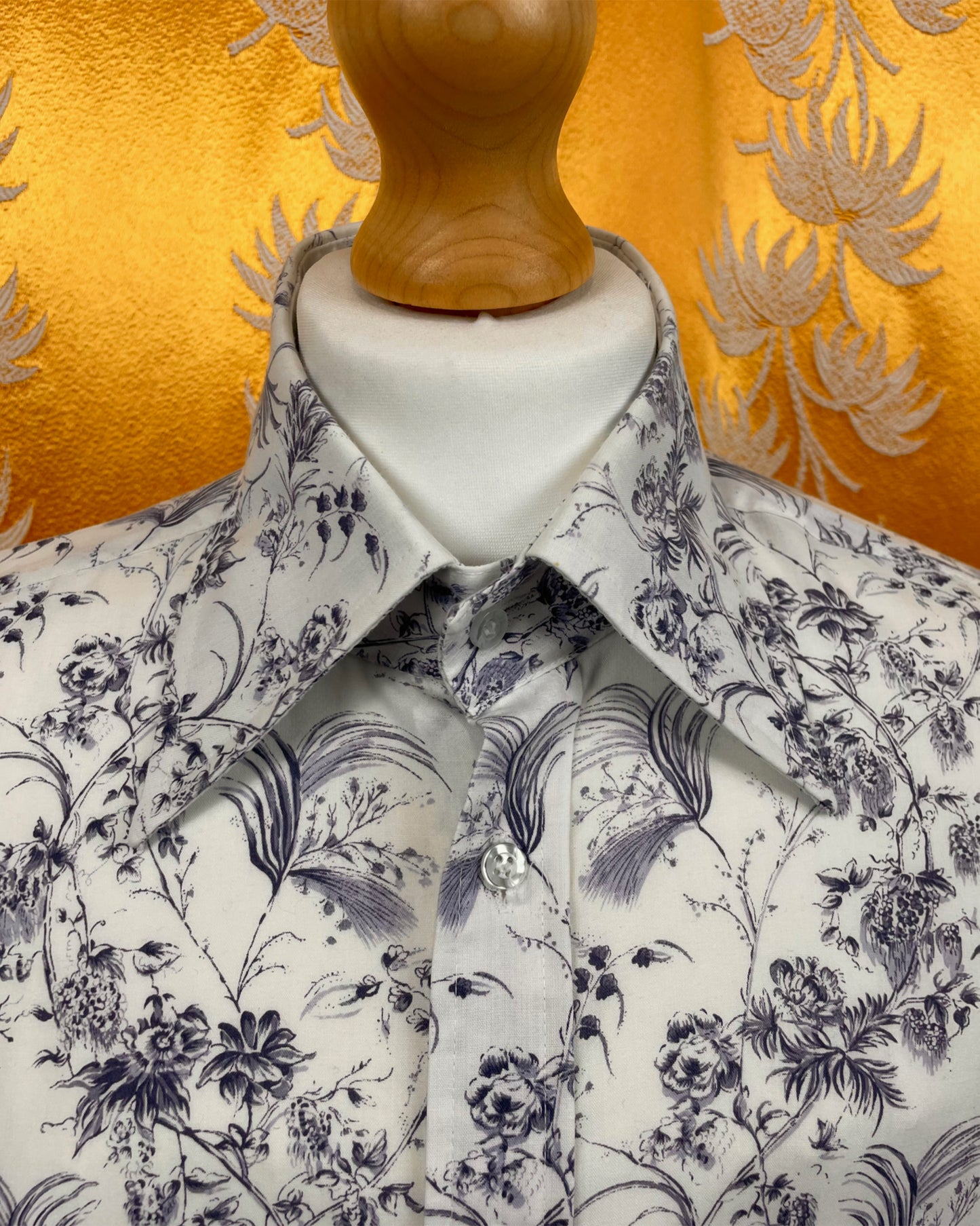 Vintage 1960’s 1970’s Dagger Collar Floral Shirt by Jaytex