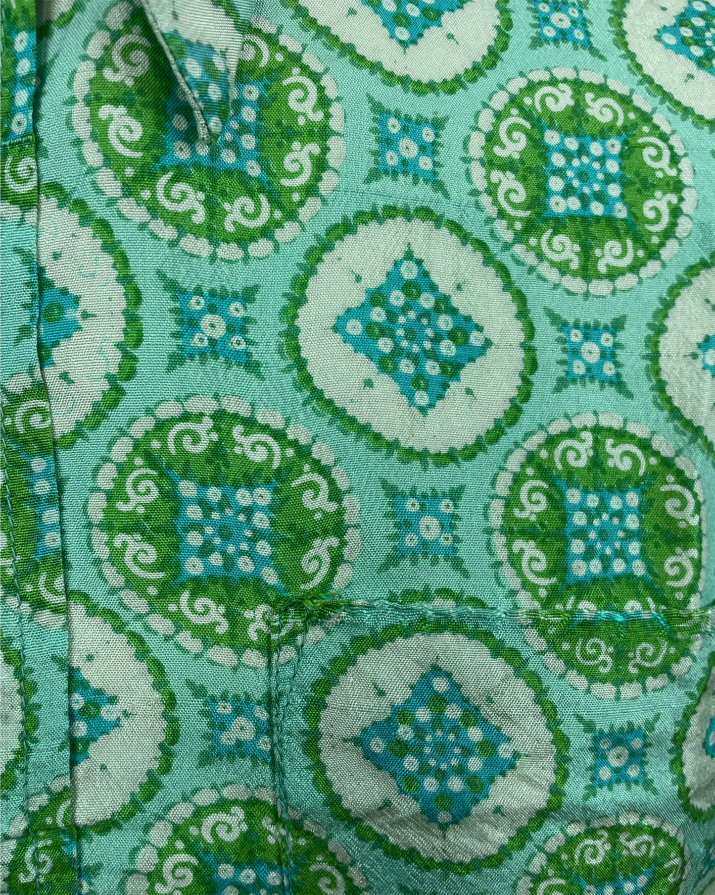 Vintage 1960’s 1970’s Green Pure Silk Psychedelic Mod Shirt by Star of Siam